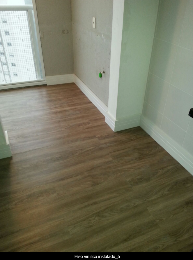 Piso vinilico Instalado_05.png
