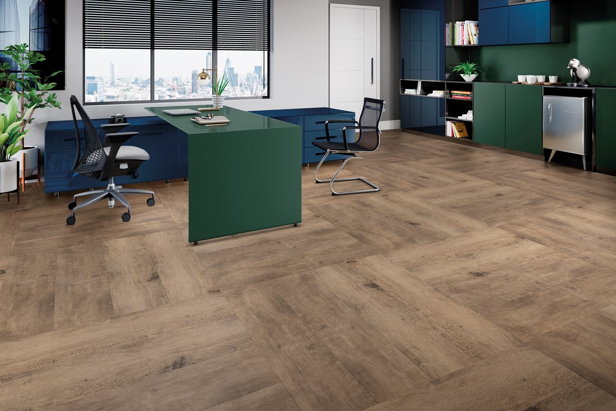 3898-eucafloor-working-florida-escritorio-eucafloor-working-florica-20210409141947 (1).jpg