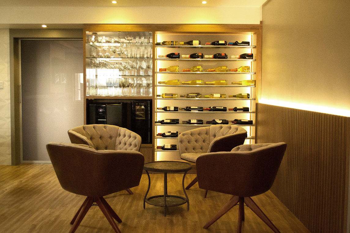 Linha Click Essence Amendoin - Código 9329649 - Projeto. Living Casa de Campo.png